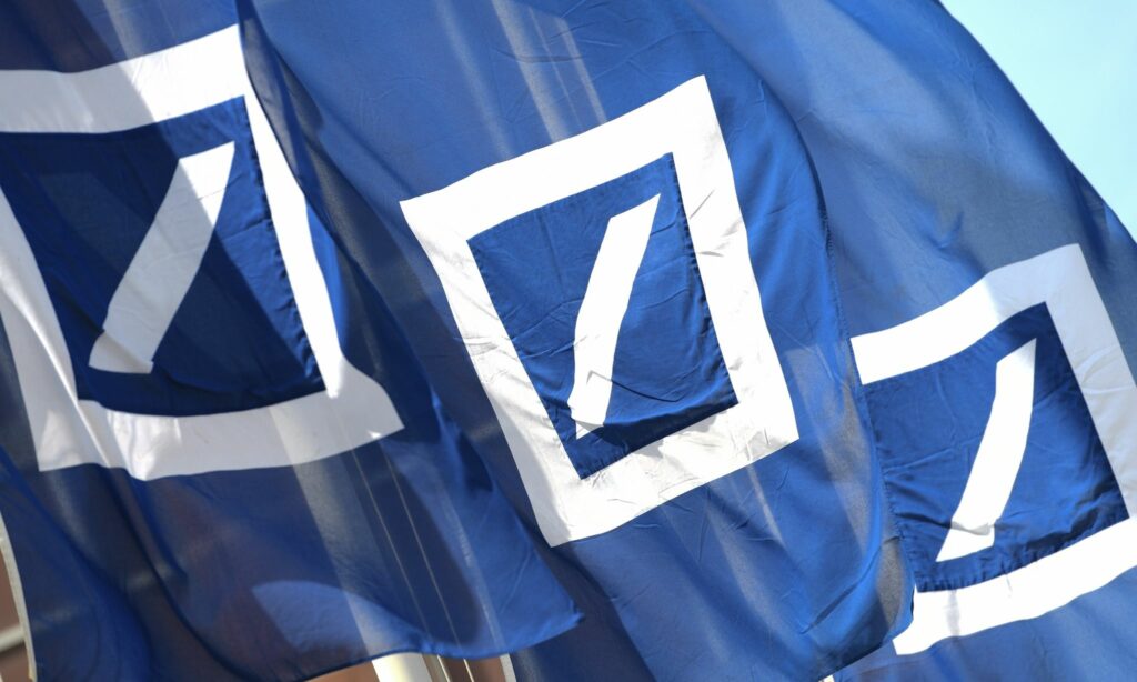Deutsche Bank mit erstem Jahresüberschuss seit 2014