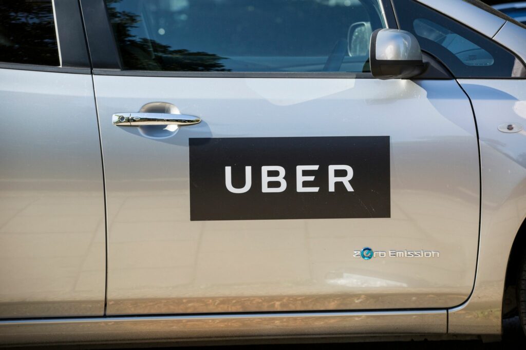 Gericht: Uber muss Fahrer als Angestellte beschäftigen