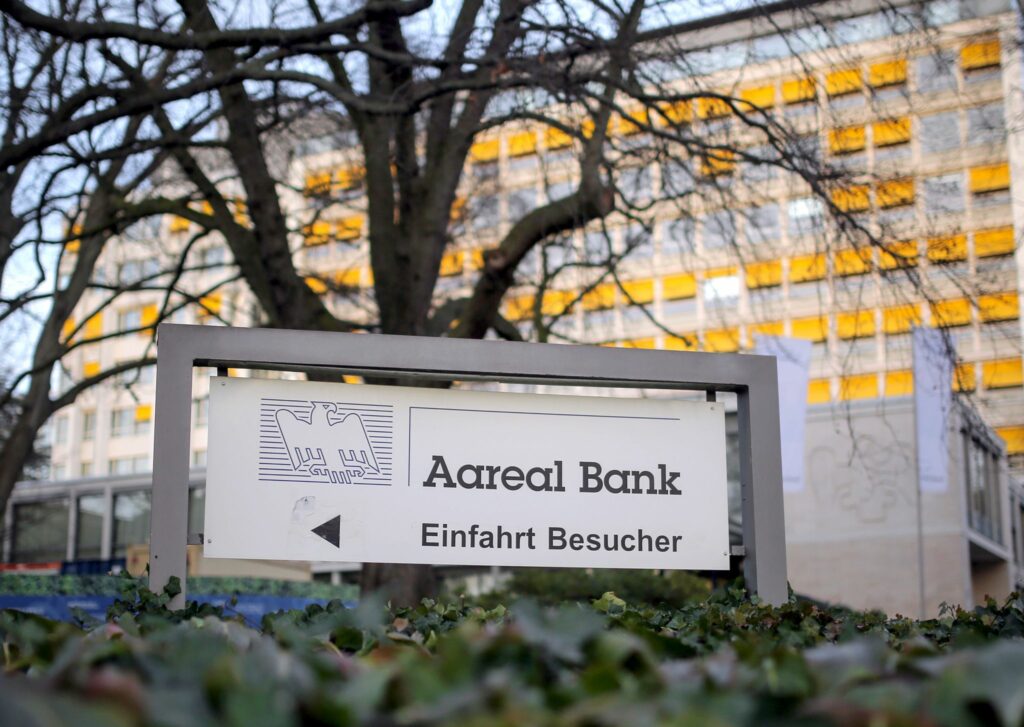 Aareal Bank erwartet wieder klar schwarze Zahlen