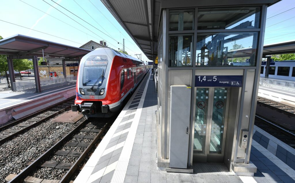 Bahnhöfe sollen attraktiver werden