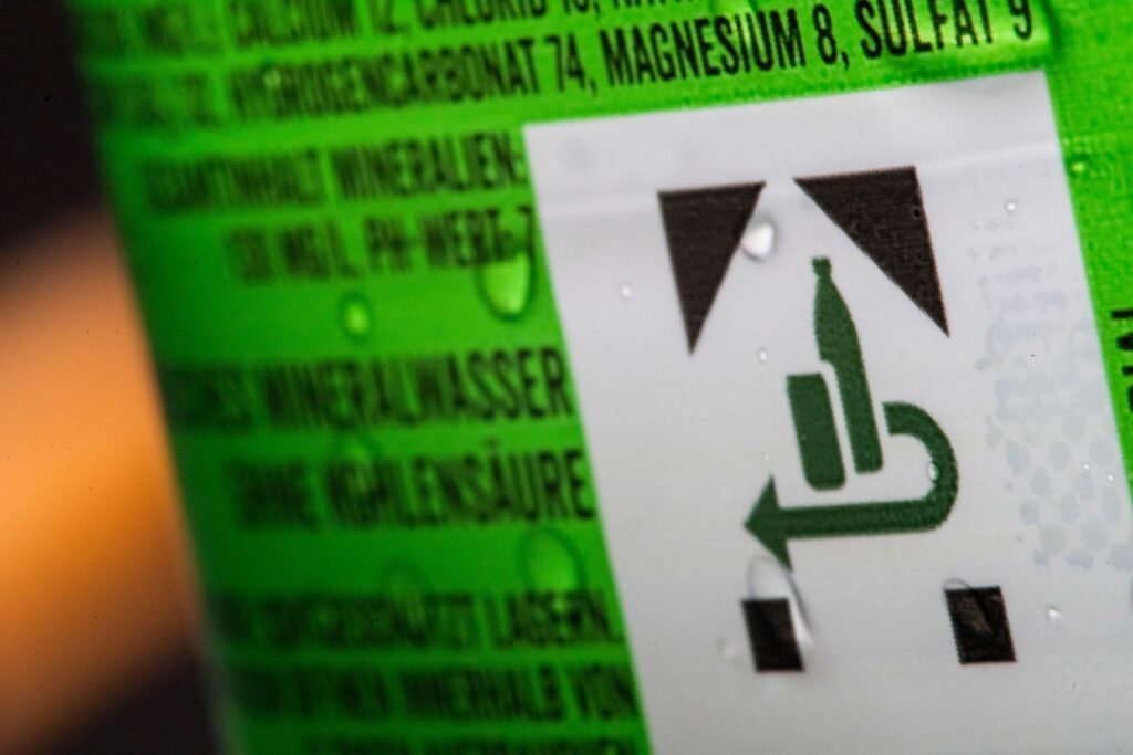EuGH: Pfand muss nicht im Preis für Flaschen enthalten sein
