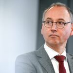 Bayer-Chef Baumann geht vorzeitig – Nachfolger steht fest