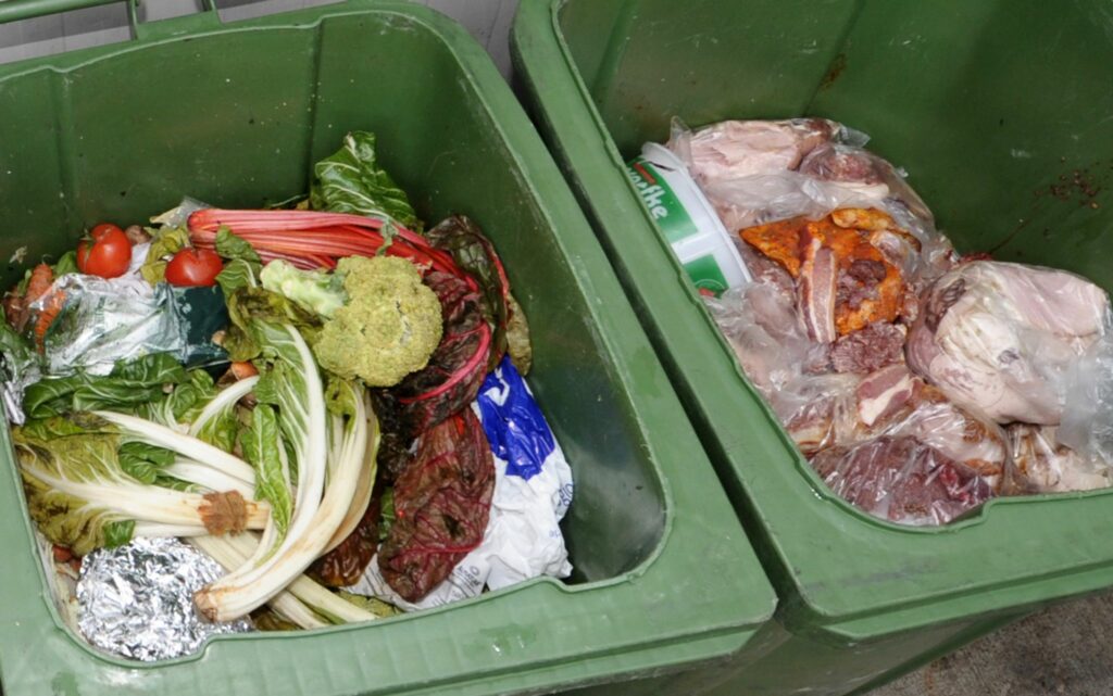 Vereinbarung gegen Lebensmittelabfälle im Handel geplant