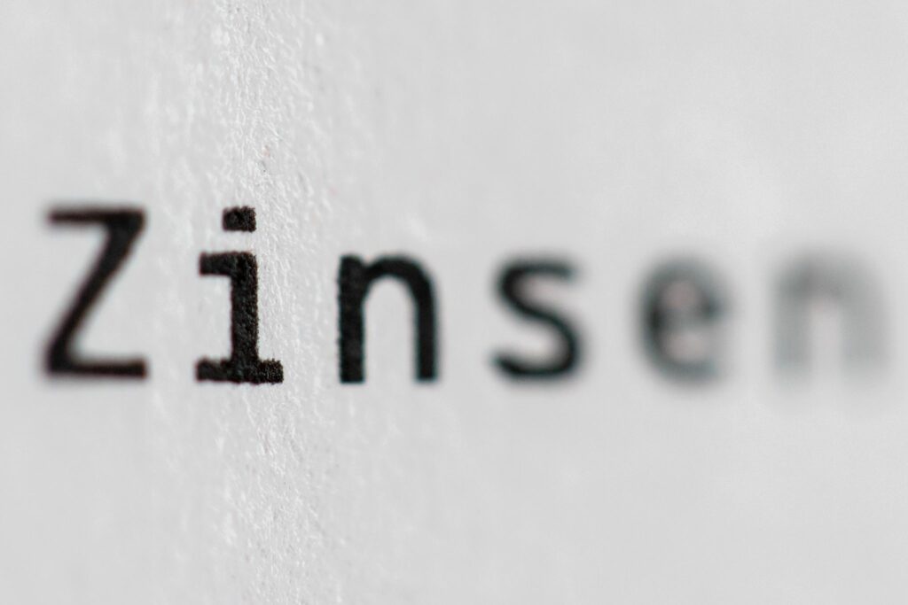 Banken: Weitergabe höherer Zinsen an Kunden mit Augenmaß