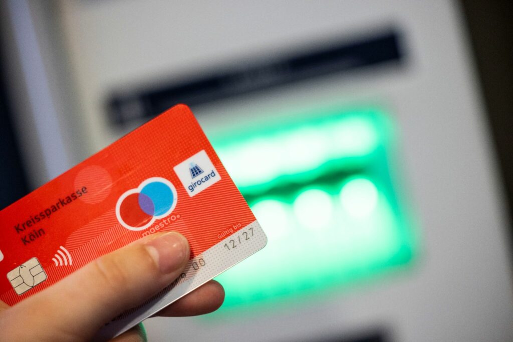Millionen Karten mit neuer Zahlfunktion ausgegeben
