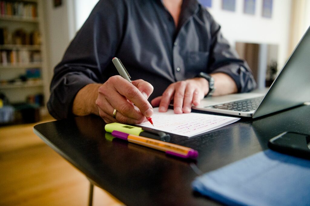 Studie: Homeoffice in vielen Firmen fest etabliert