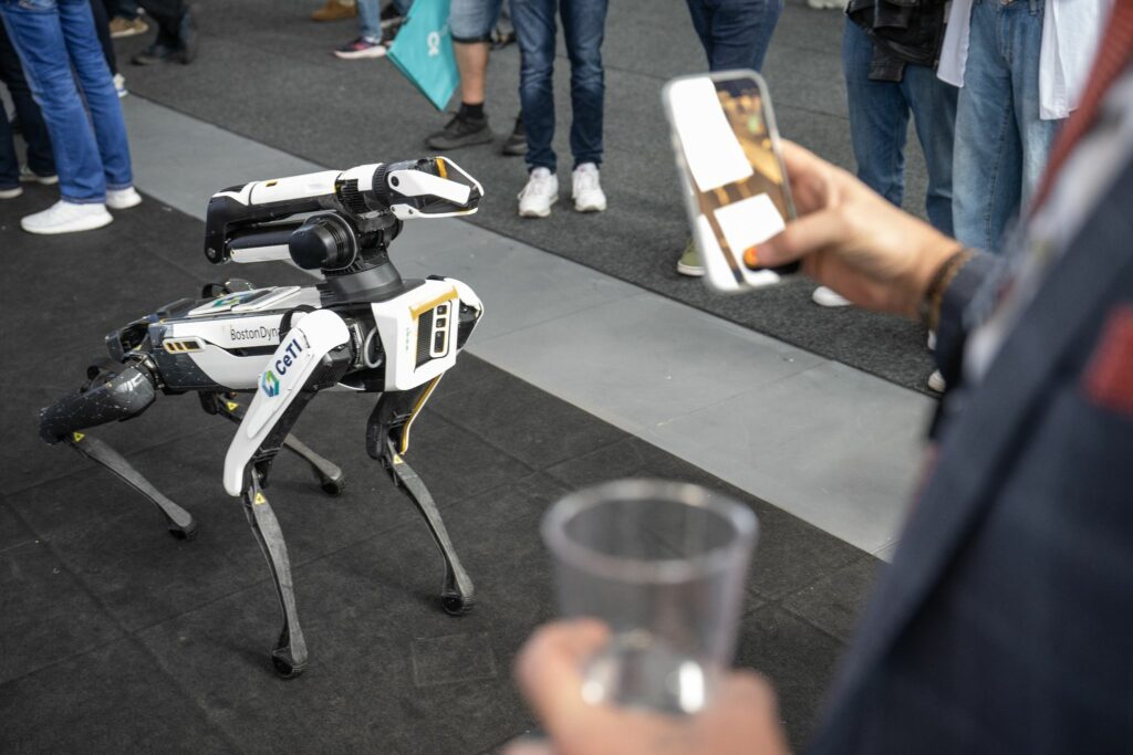 Otto-Konzern holt sich Roboter von Boston Dynamics