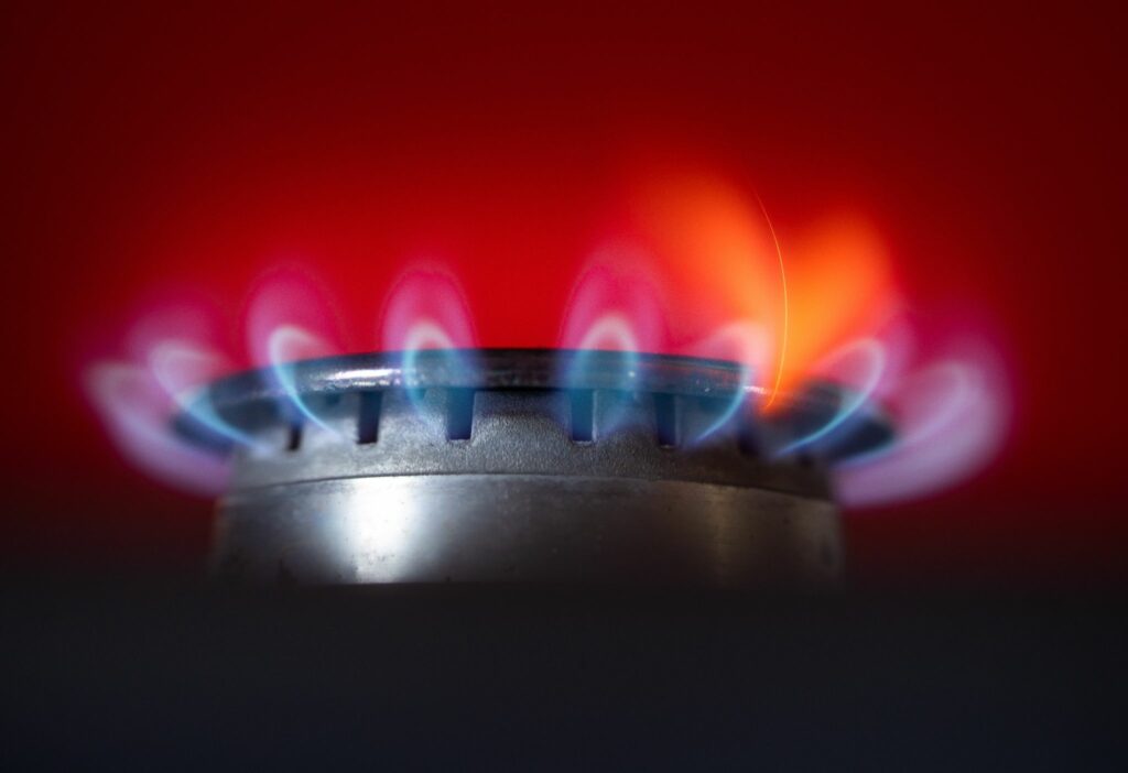 Lemke: Gas-Umlagensenkung an Kunden weitergeben