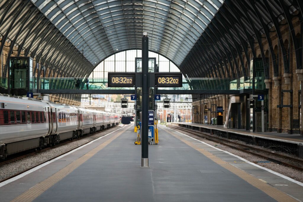 Streik legt Bahnverkehr in England in großen Teilen lahm