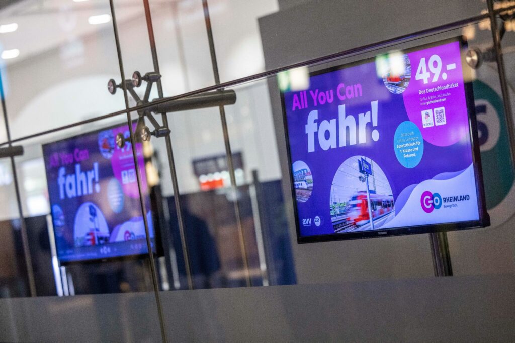 Umfrage: Mehrheit hat noch nie ein Deutschlandticket gekauft