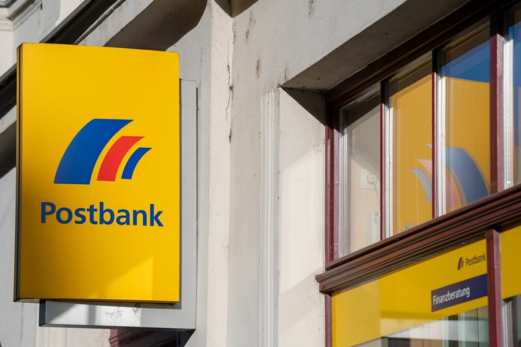 Fast die Hälfte der Postbank-Filialen soll schließen