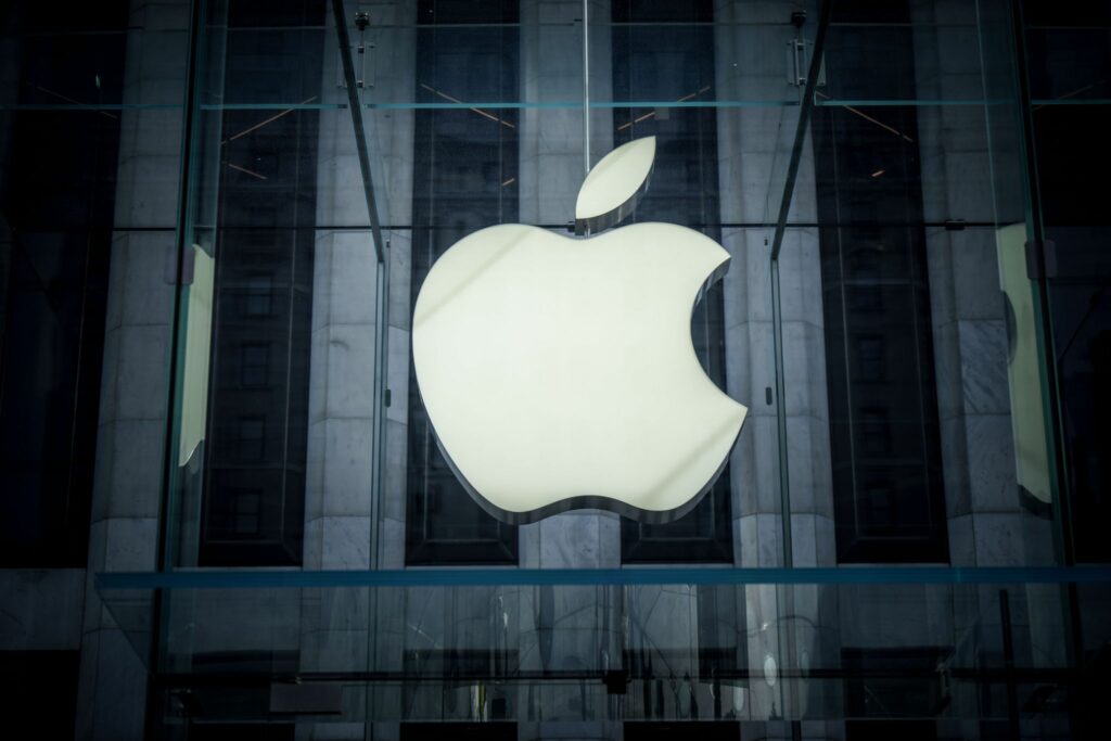 Apple dank iPhone-Nachfrage mit mehr Gewinn