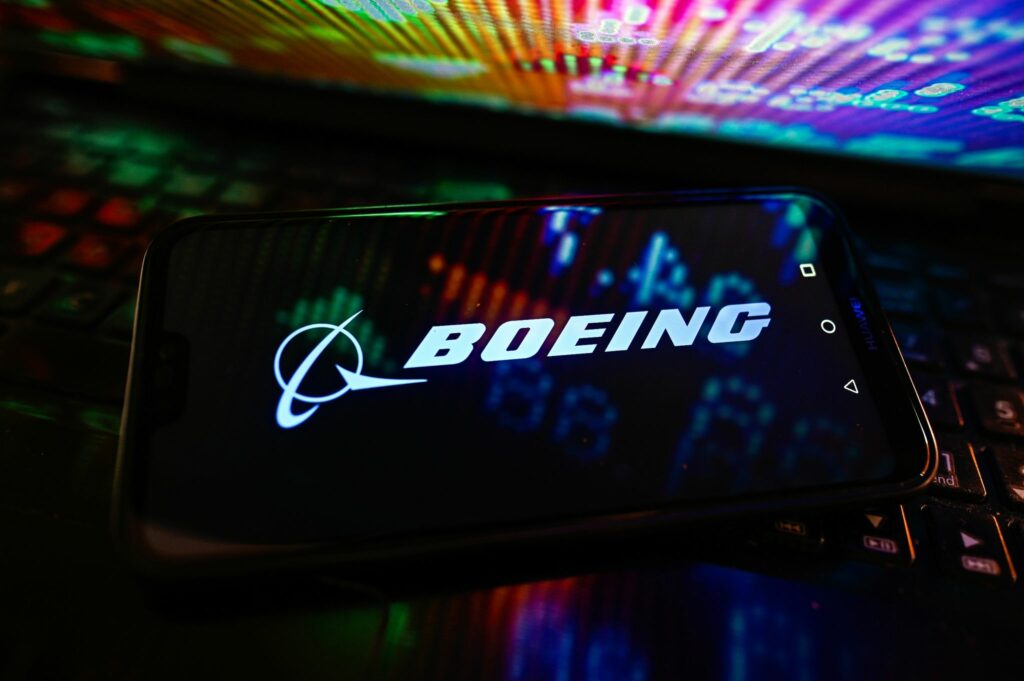 Emirates-Auftrag beflügelt Boeing