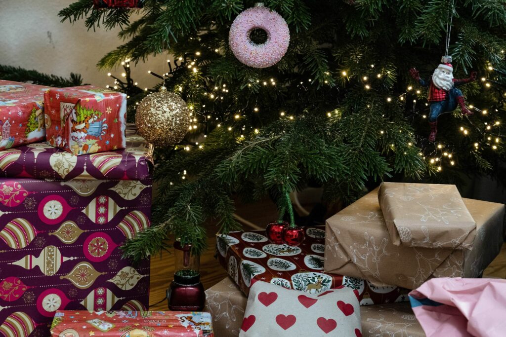 Umfrage: Secondhand-Geschenke zum Fest beliebter