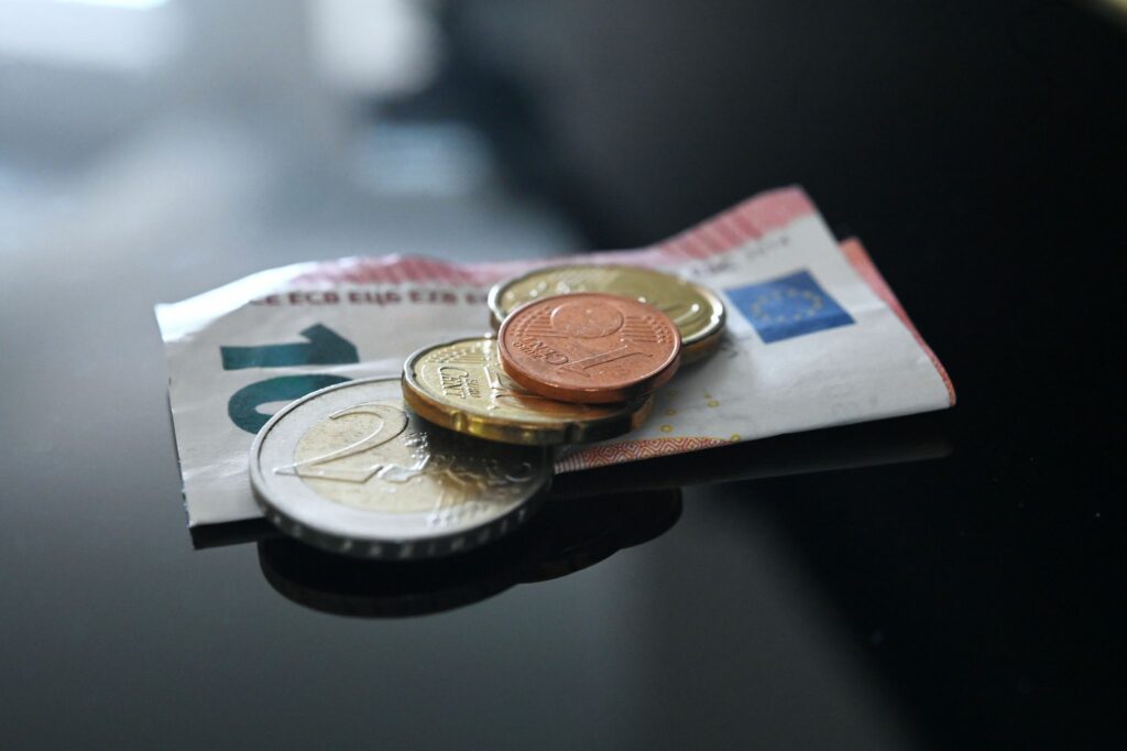 Mindestlohn steigt auf 12,41 Euro pro Stunde