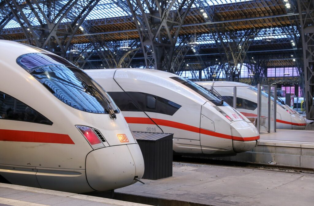 Jeder dritte Fernzug der Deutschen Bahn 2023 mit Verspätung