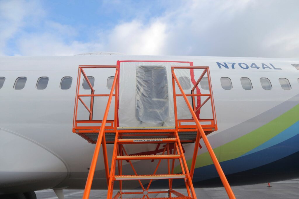Ermittler: Bei Boeing-Zwischenfall fehlten Befestigungsteile
