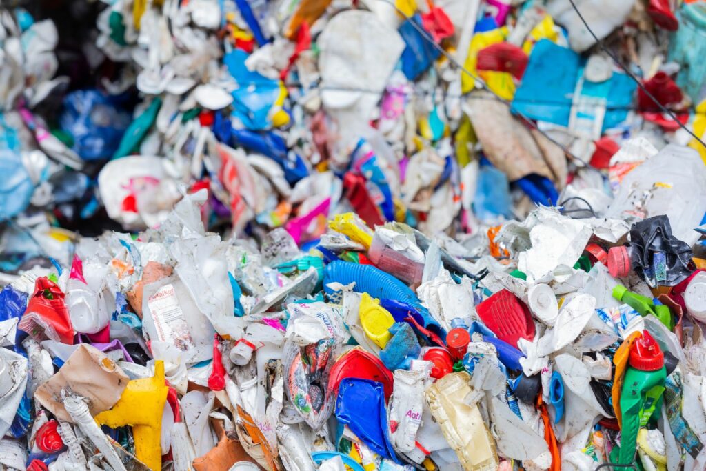 Exportmengen von Plastikmüll gen Asien steigen deutlich