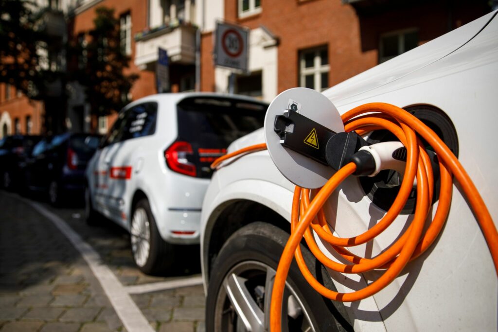 Akzeptanzprobleme: Das Elektroauto verliert an Boden