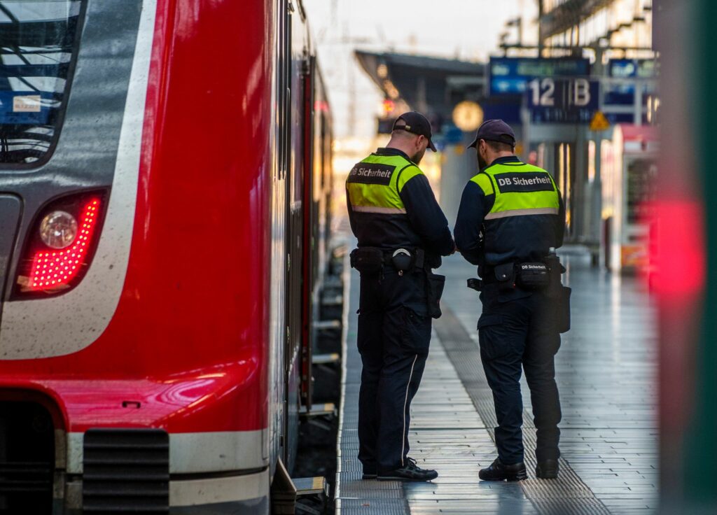 Streit über Bahn-Sicherheit – EVG fordert EM-Programm
