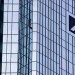 Aktionärsschelte für Deutsche-Bank-Manager