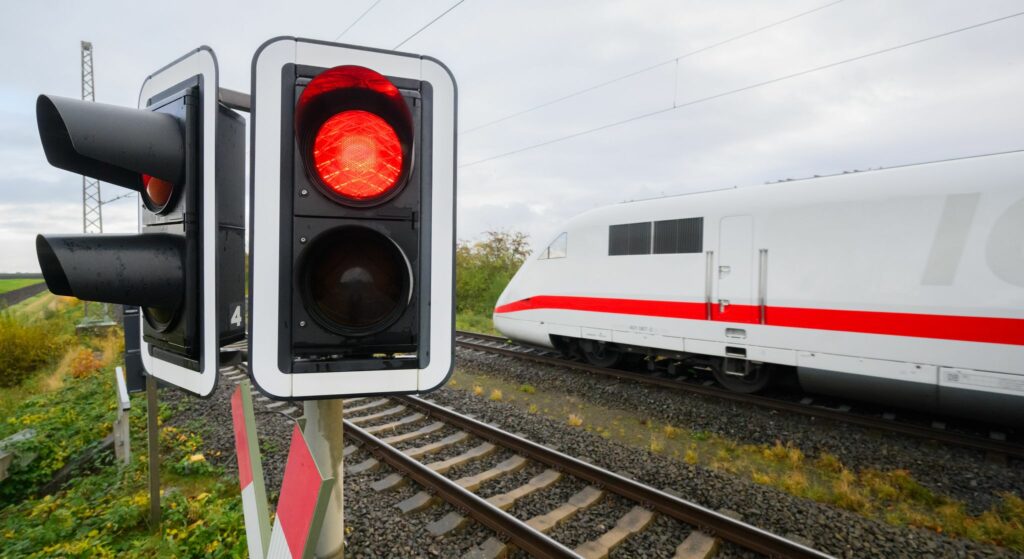 Bahnstrecke Mannheim-Stuttgart von Ostern an gesperrt