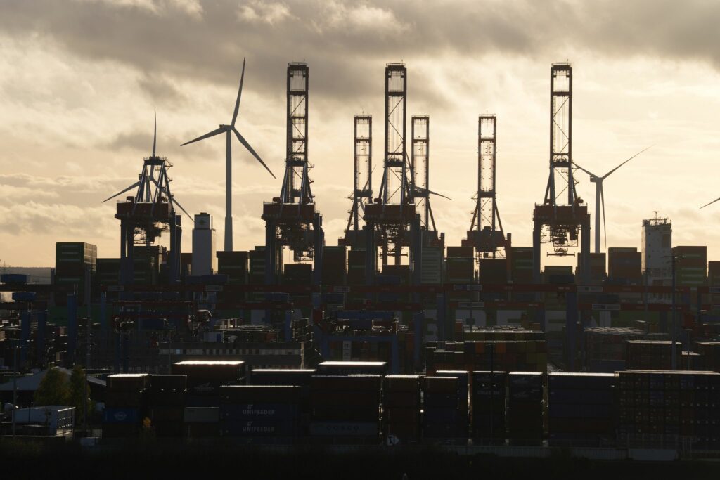 Beschäftigte sehen Wettbewerbsfähigkeit Deutschlands sinken