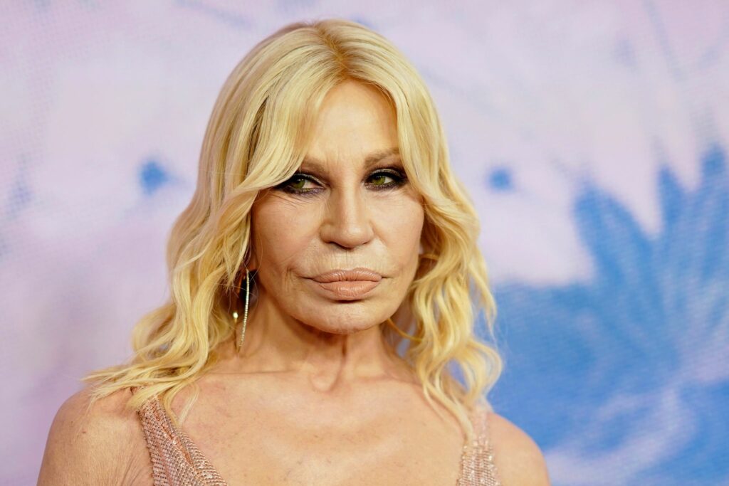 Prada übernimmt Versace