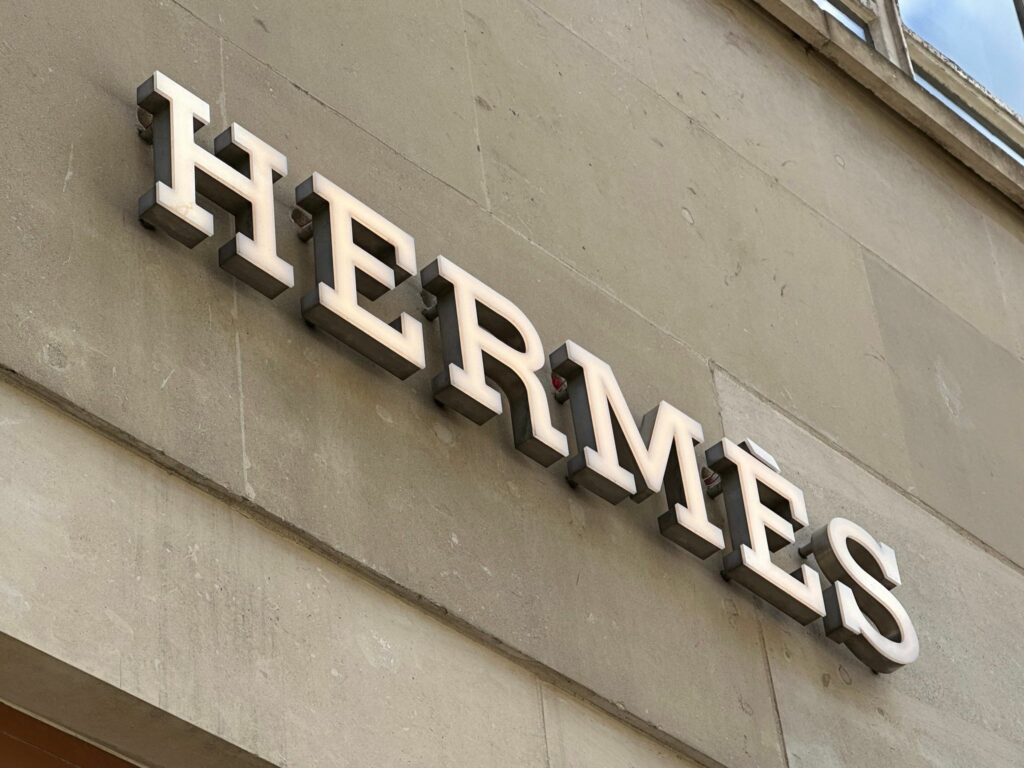 Hermès will Kunden für neue US-Zölle zahlen lassen
