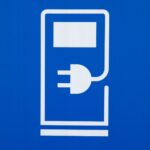 HUK Coburg: Große Mehrheit der Autobesitzer meidet E-Autos