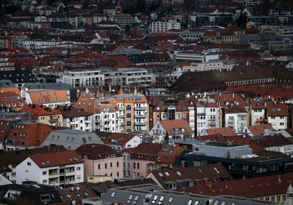 Jeder Neunte in Deutschland lebt in beengten Wohnungen