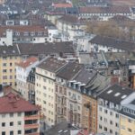 Rund jeder Siebte zahlt mehr als halben Monatslohn für Miete