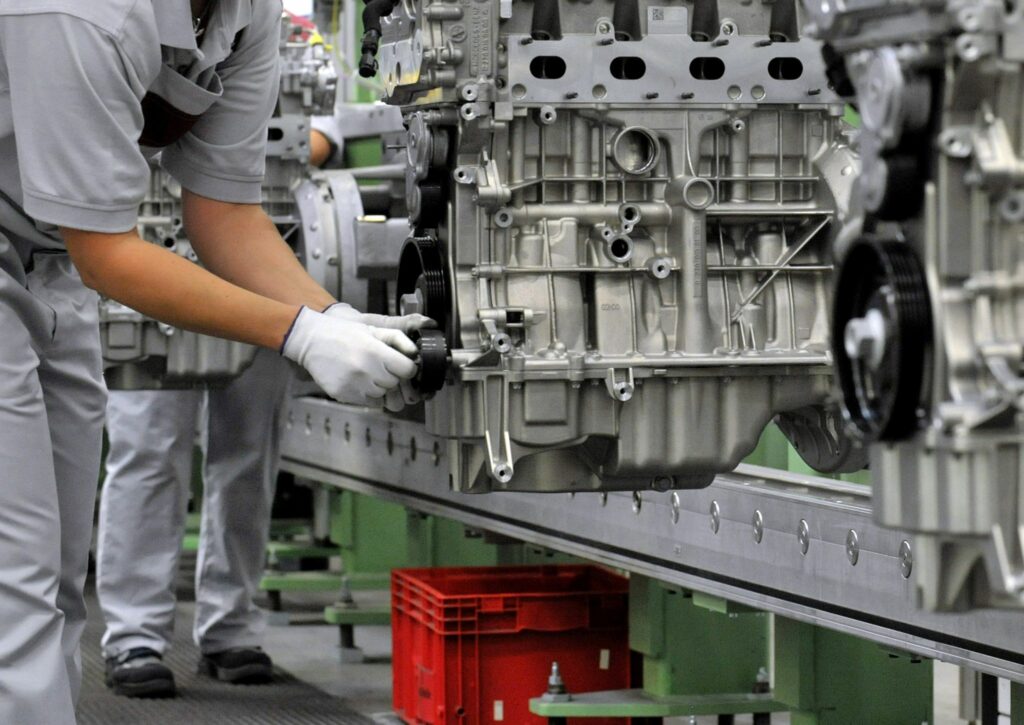 Konkurrenz aus China: Autozulieferer fürchten um Existenz